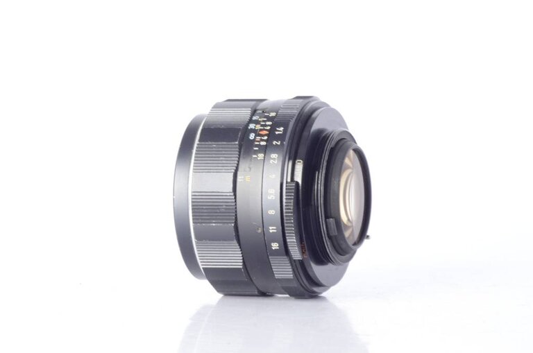 Pentax Super Multi Coated Takumar 50mm f/1.4