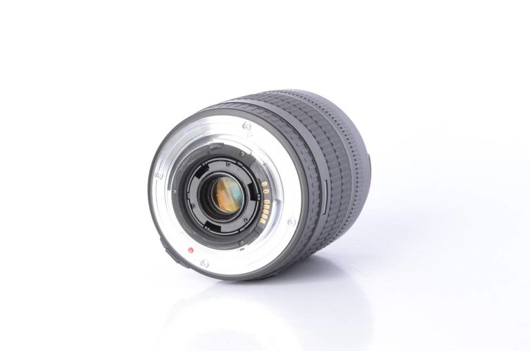 Sigma Sigma 28-300mm f/3.5-6.3 Lens SA Mount