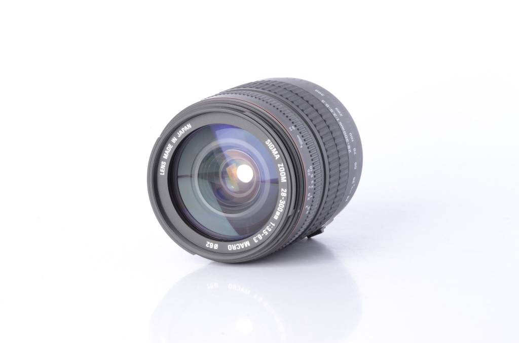 SIGMA 28-300mm 3.5-6.3 D ニコン用 Fマウント SIGMA 28-300mm 3.5-6.3 D ニコン用 Fマウント Amazon.co.jp