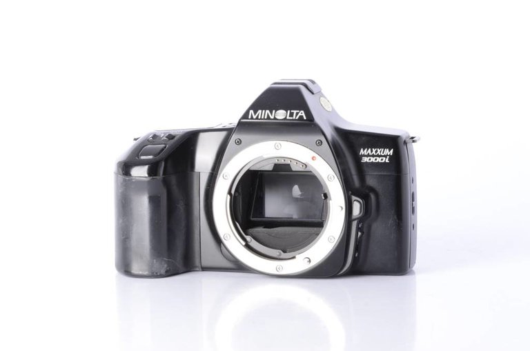 Minolta Minolta Maxxum 3000i 35mm Camera