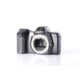Minolta Minolta Maxxum 7000i Film Camera Body *