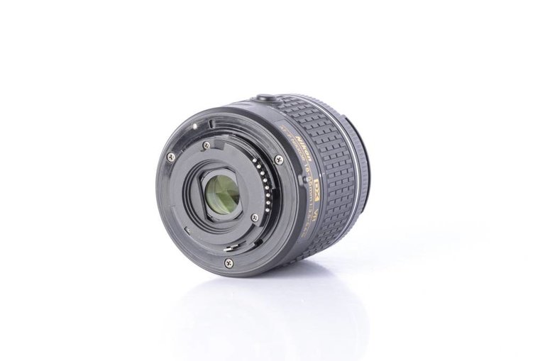 Nikon Nikon 18-55mm AF-P DX Nikkor 3.5-5.6 G VR Lens