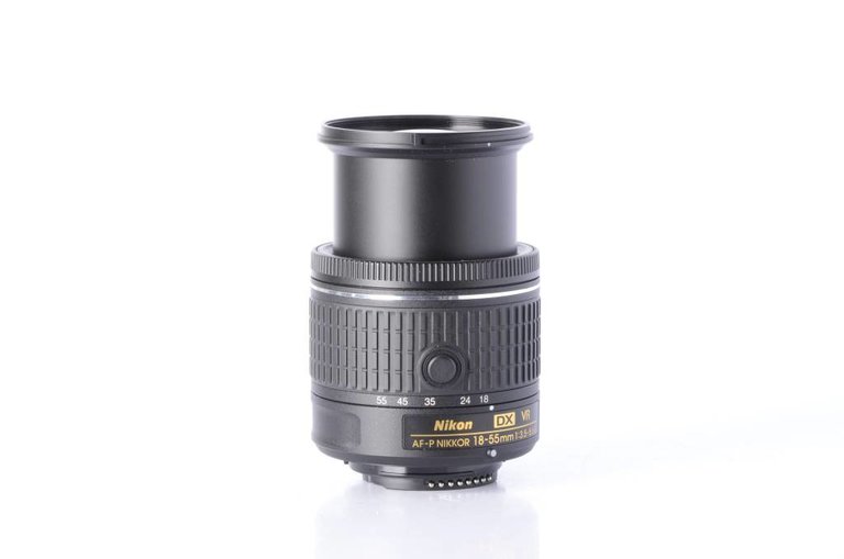 Nikon Nikon 18-55mm AF-P DX Nikkor 3.5-5.6 G VR Lens