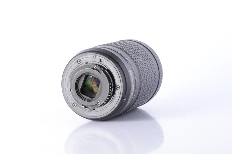 Nikon Nikon 70-300mm f/4.5-6.3 AF-P DX ED