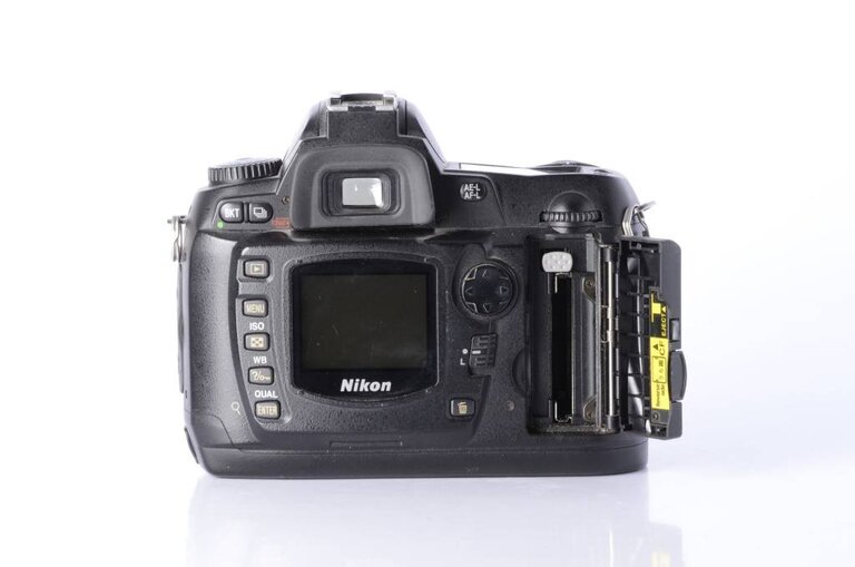Nikon Nikon D70 Digital Camera
