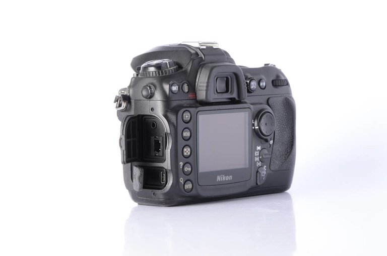 Nikon Nikon D200 Digital Camera Body