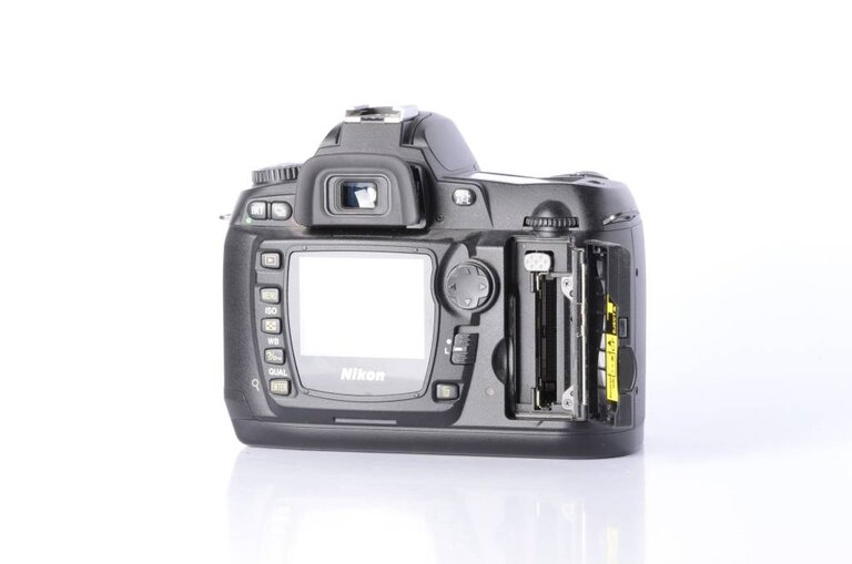 Nikon Nikon D70s DSLR Camera Body *