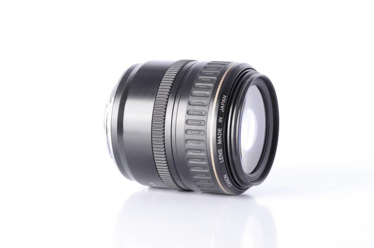 Canon Canon 28-105mm f/3.5-4.5 USM Lens