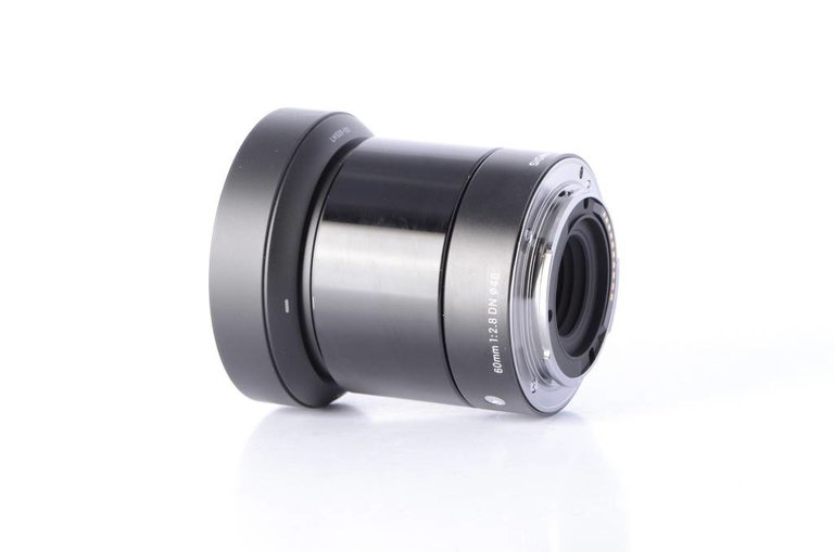 Sigma Sigma 60mm f/2.8 DN Lens for Sony E-mount Cameras (Black) *