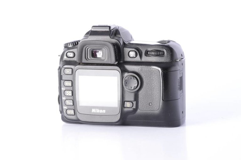 Nikon Nikon D50 6.1Mp Digital SLR Nikon F Mount