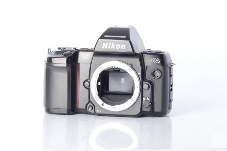 Nikon Nikon N8008s AF 35mm SLR *
