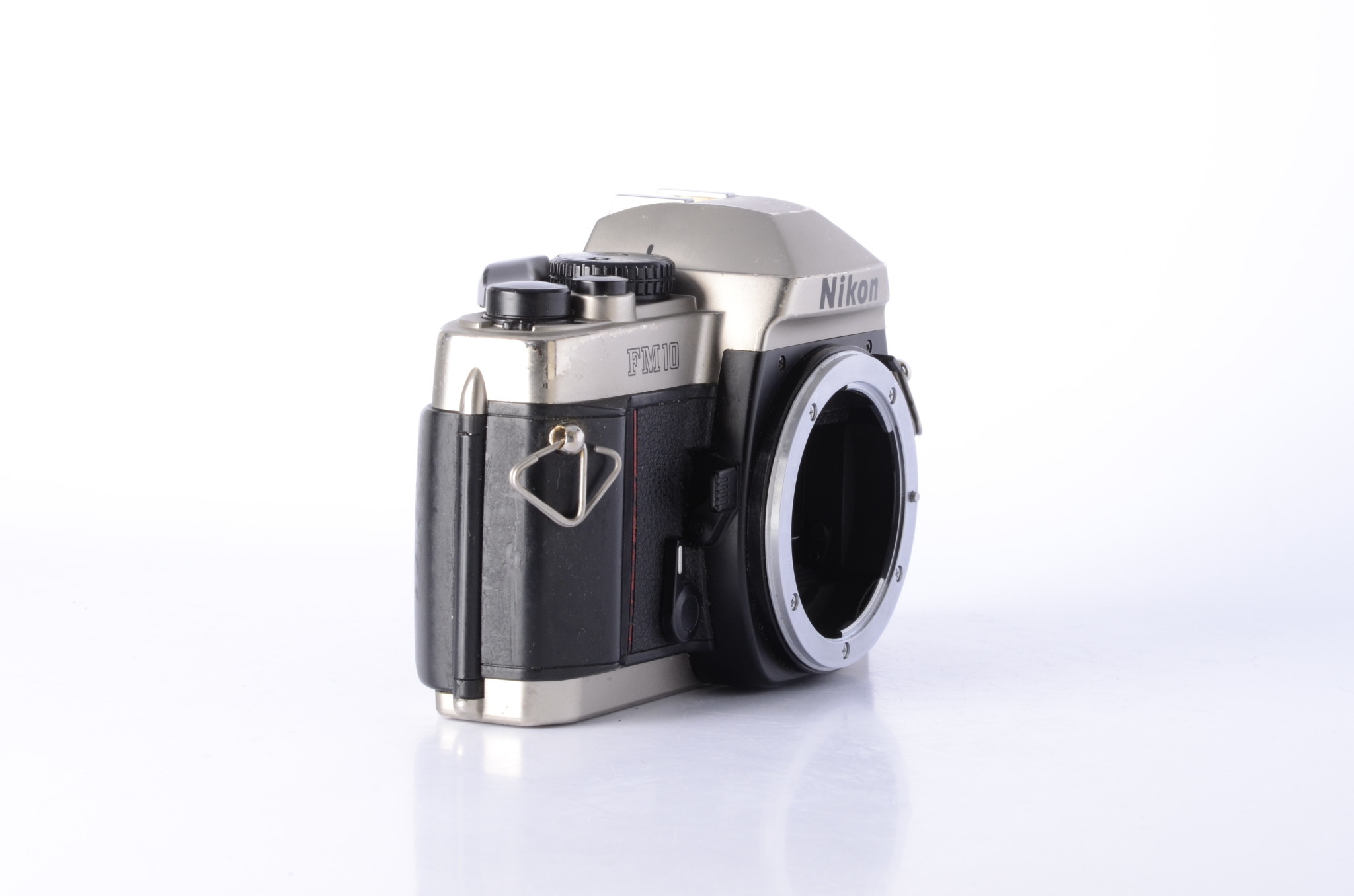Nikon FM10 35mm Film Camera - LeZot Camera | Sales and Camera 
