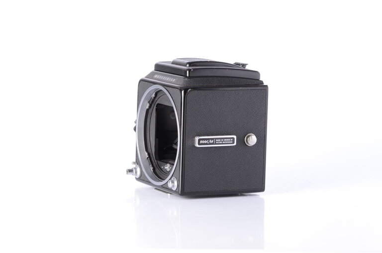 Hasselblad Hasselblad 500CM C/M with Waistlevel BLACK Medium Format Camera with Rapid Crank & WL finder*