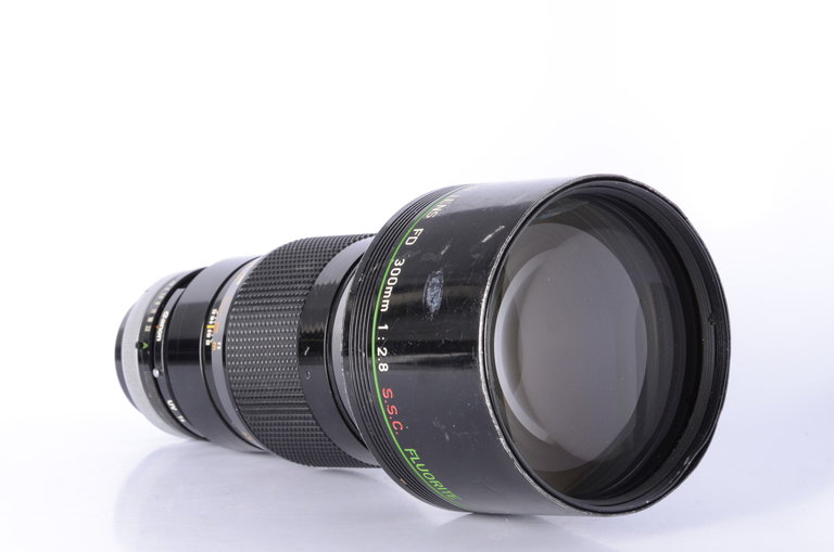 Canon Canon 300mm f/2.8 S.S.C. (As-Is) with case and extenders