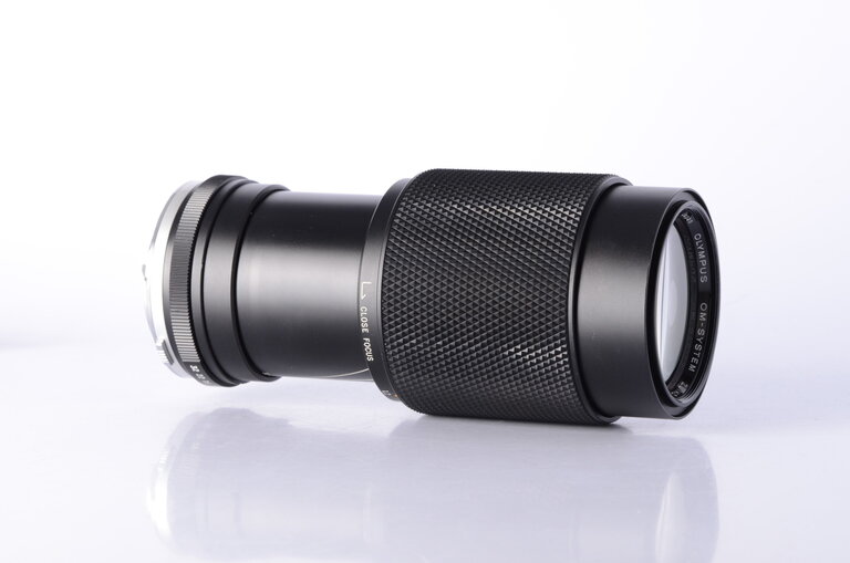 Olympus Olympus Zuiko 65-200mm f/4 Zoom Lens