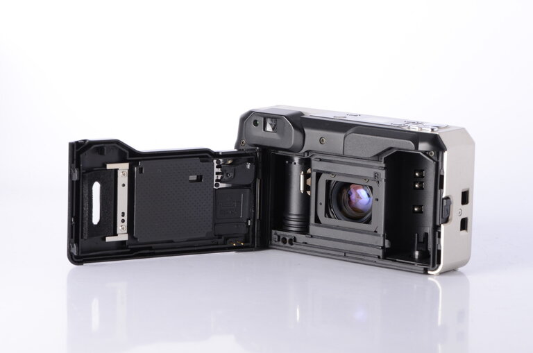 Nikon Nikon One Touch Zoom 90 35mm Point and Shoot
