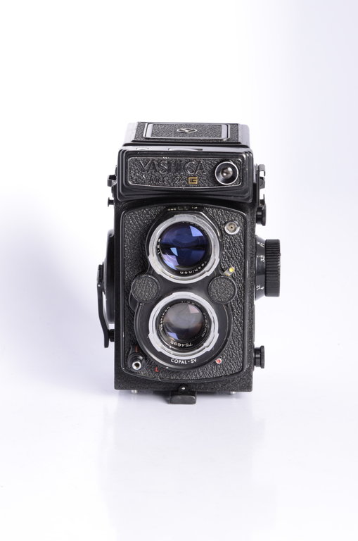 Yashica Yashica Mat - 124 G Medium Format TLR Camera With Original Leather Case