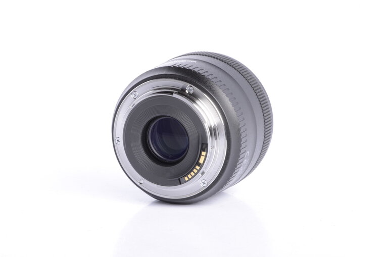 Canon Canon 35mm f/2 IS USM *