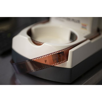 LeZot 35mm Roll Scan Uncut | 4 Base LeZot 35mm Roll Scan Uncut | 4 Base