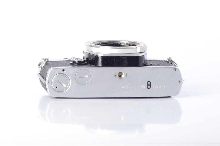 Olympus Olympus OM1 OM-1 35mm SLR Body *