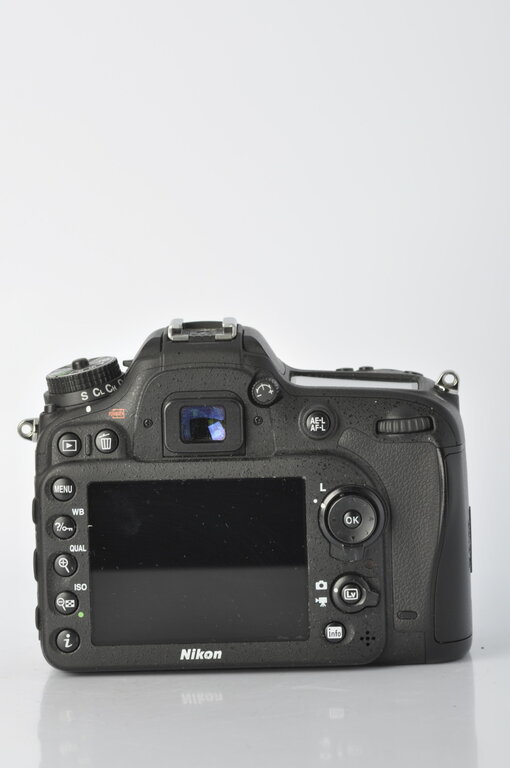 Nikon Nikon D7100 Camera Body 24.1mp USED