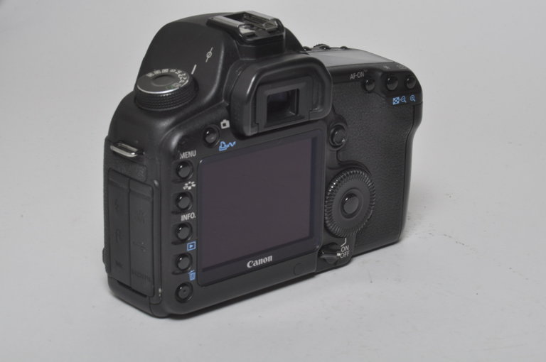 Canon Canon EOS 5D MKII - Digital Camera Body