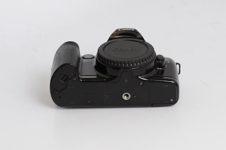 Canon Rebel Xs Film Camera (Flash Intermittent, As-Is)