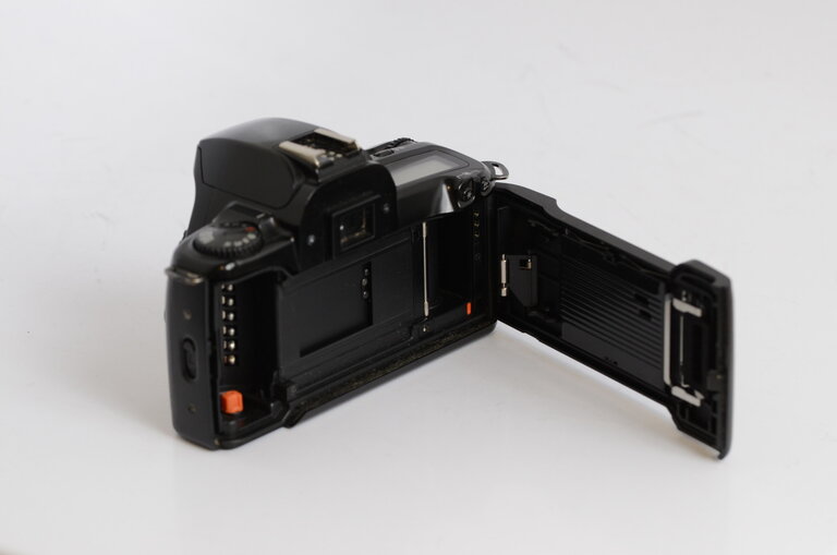 Canon Rebel Xs Film Camera (Flash Intermittent, As-Is)