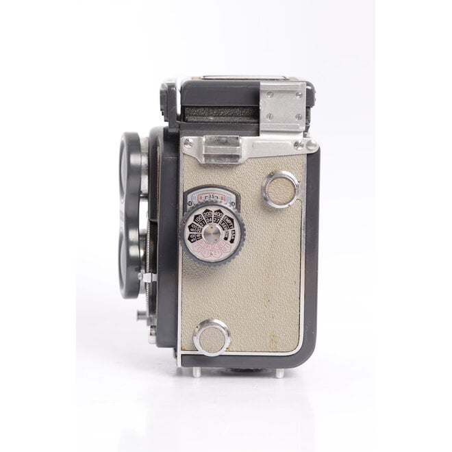 Yashica 44 - LeZot Camera | Sales and Camera Repair | Camera