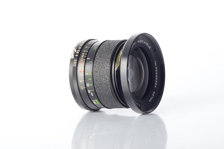 Vivitar Vivitar 28mm f/2.5 (early model)