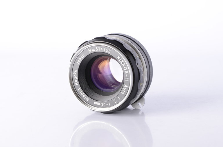 Nikon Nikon Nippon Kogaku 50mm f/2 Nikkor-H Non AI *