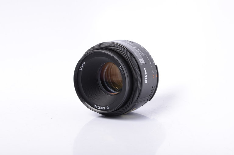 Nikon Nikon 50mm f/1.8 AF Prime Lens * (AF Nikkor)