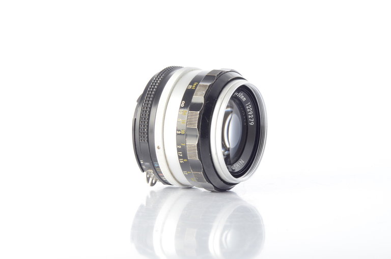 Nikon Nikon Nikkor-S Nippon Kogaku 50mm f/1.4