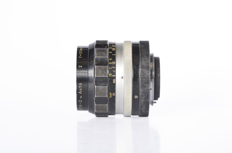 Nikon Nikon Nikkor-O 35mm F/2 lens