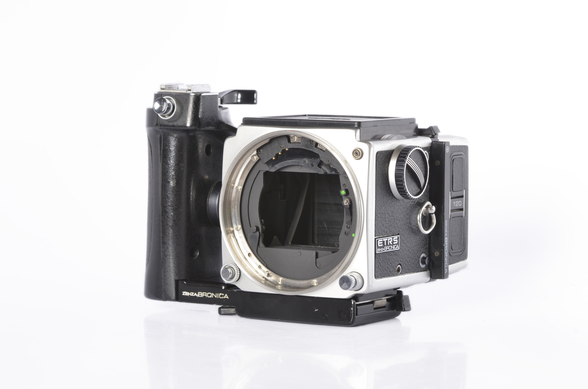 ZENZA BRONICA 120フィルムバック ETR用 シルバー Zenza Bronica ETR Medium Format Film Camera Body Silver with Split