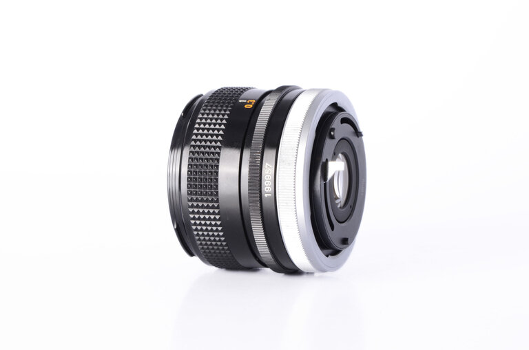 Canon Canon FD 28mm f/2.8  SC * Breech Lock Lens