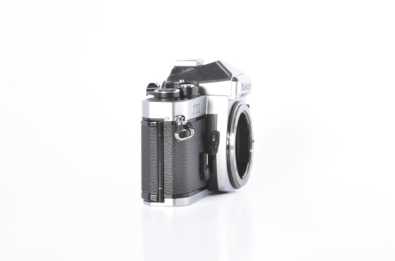 Nikon Nikon FE2 35mm Film Camera | Chrome Body *