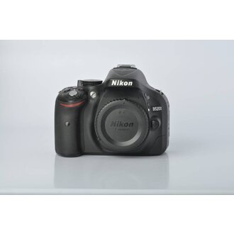 Nikon Nikon D5200 Body Only