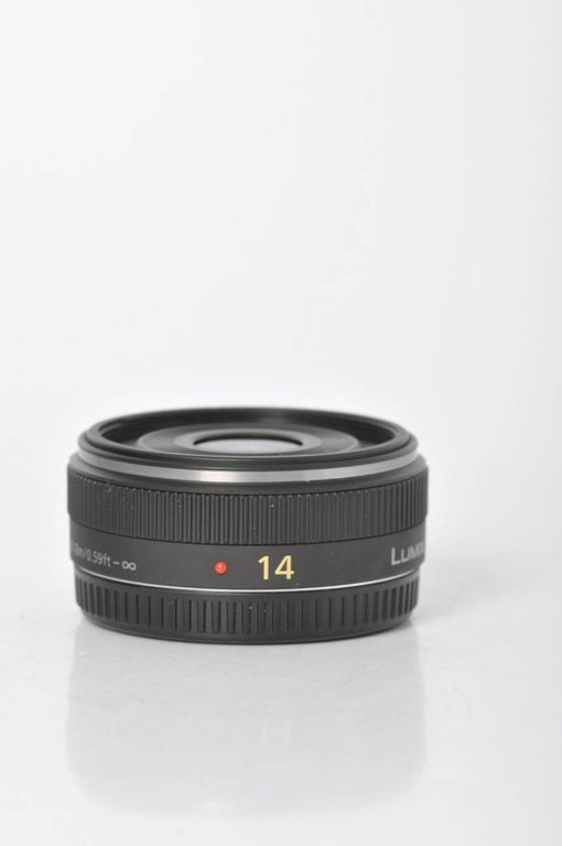 Panasonic Panasonic 14mm f/2.5 Lens