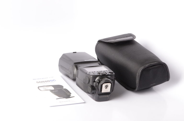 Shanny Shanny 600 Flash Nikon SN600SN Speedlight with Case