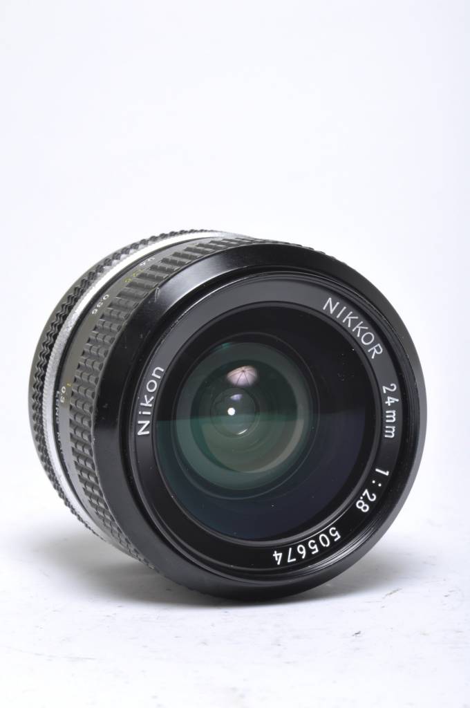 Nikon Nikon 24mm f/2.8 Ai'd - LeZot Camera | Sales and Camera