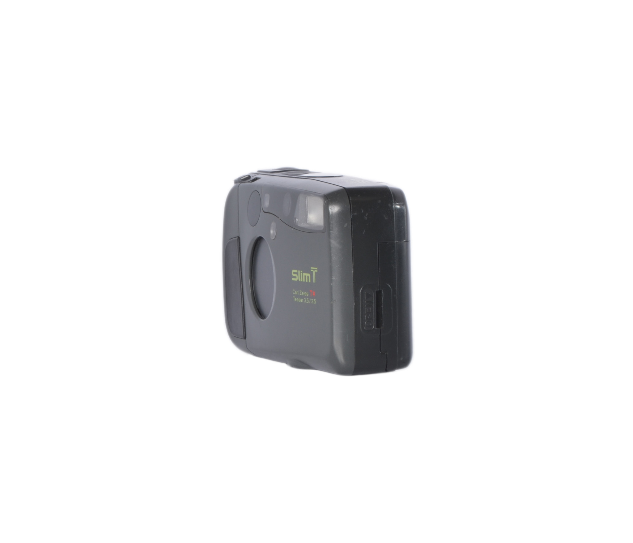 Kyocera Slim T - Carl Zeiss T* Tessar 35mm f/3.5 - LeZot Camera 