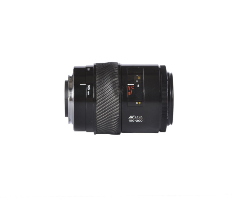 Minolta Minolta 100-200mm f/4.5 lens