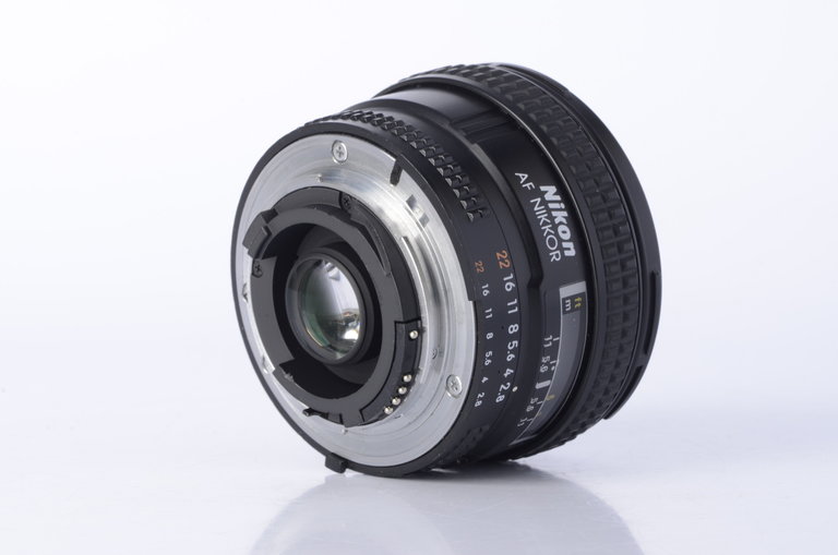 Nikon Nikon 20mm 2.8 D Lens