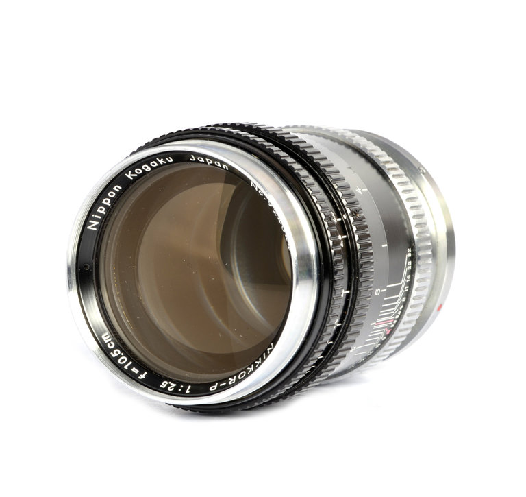 Nikon Nikon Nikkor-P 10.5cm (105mm) f/2.5 RF (Black) Manual Focus Lens