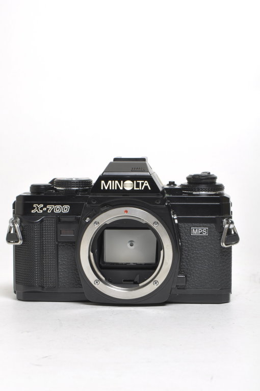 Minolta Minolta X-700 x700 35mm Film Camera Body *