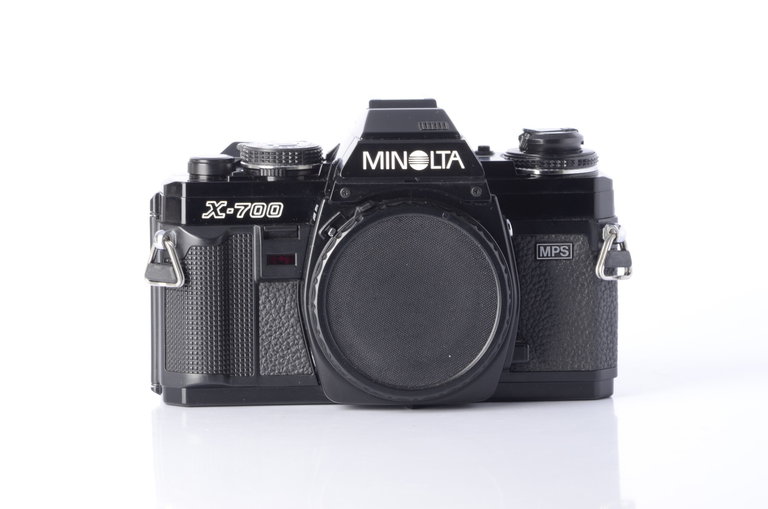 Minolta Minolta X-700 x700 35mm Film Camera Body *
