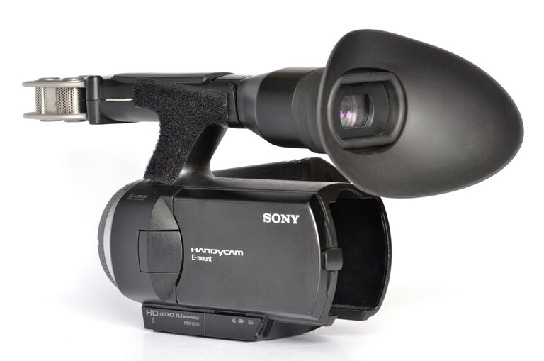 Sony Sony Handycam NEX-VG10