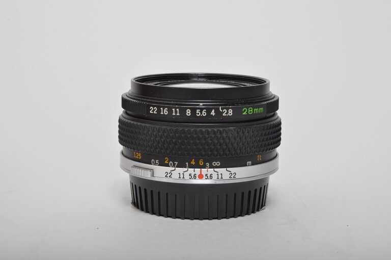 Olympus Olympus Zuiko 28mm f/2.8 Auto-W