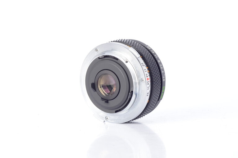 Olympus Olympus Zuiko 28mm f/2.8 Auto-W